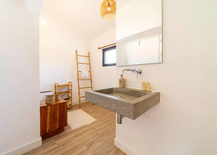 Villa Falesia Sunset By Hellovacations